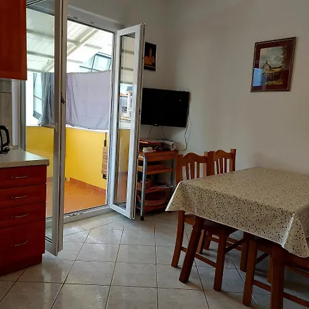 Slavulj Apartment